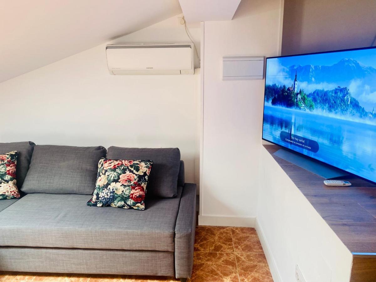 Apartamento Turistico Atico La Taberna อาเรนัส เด ซานเปโดร ภายนอก รูปภาพ
